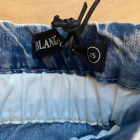 𝅺BLANK Nyc Bnwot Womens Paperbag Jean Shorts Drawstring Cutoff Acid Wash - Picture 5 of 6